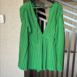 Elegant Green V-Neck Romper